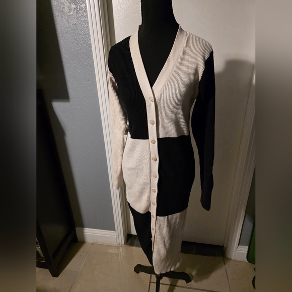 Eloquii Dresses & Skirts - Eloquii Black And White Sweater Dress Size 14/16